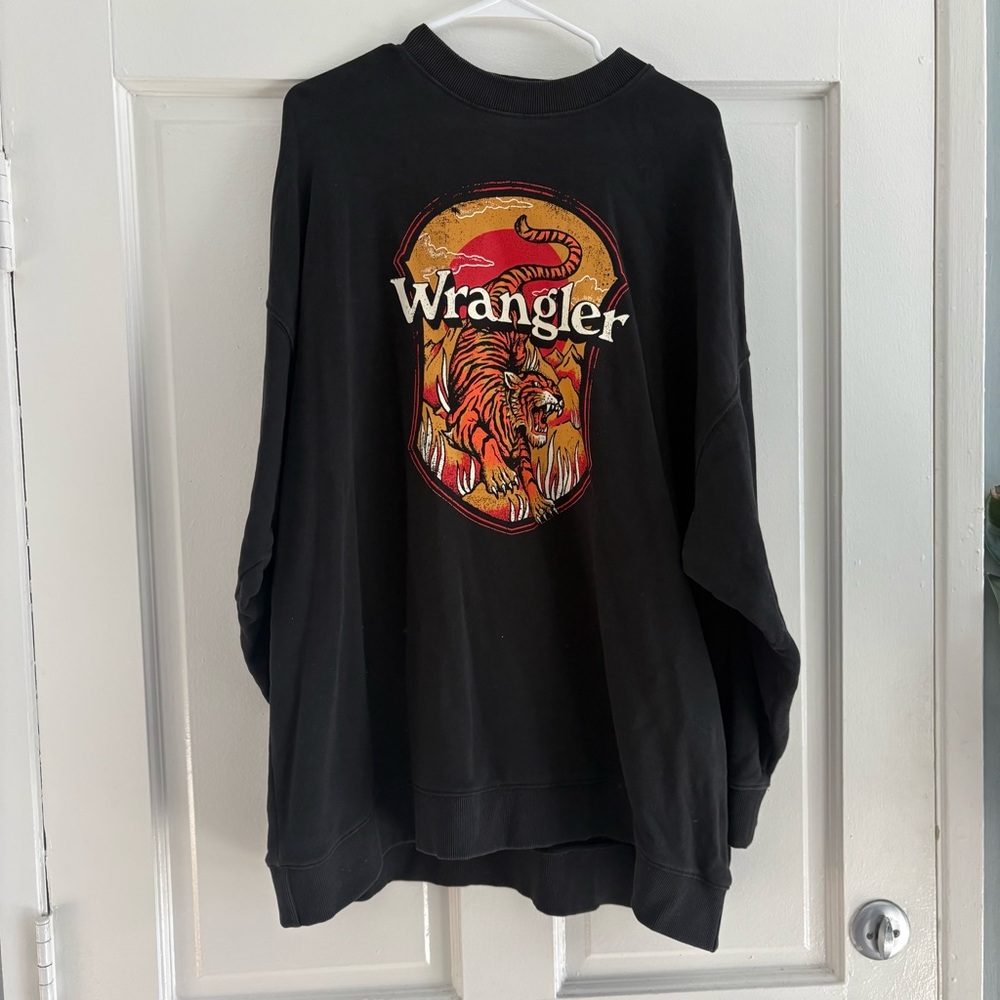 Wrangler Oversized Tiger Sweatshirt